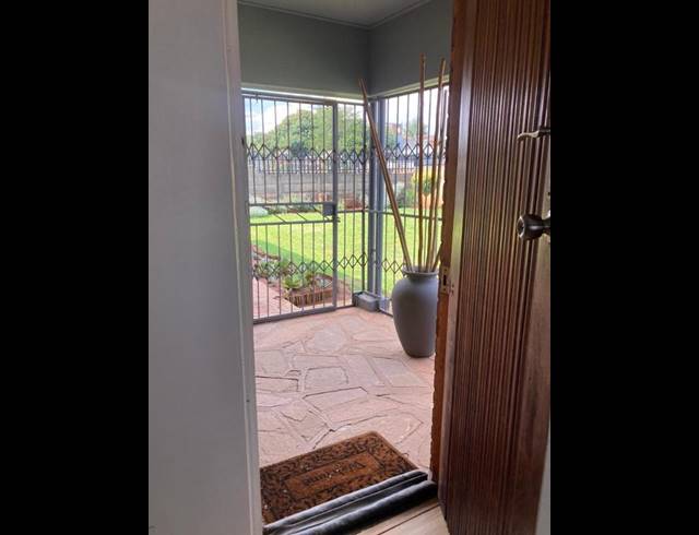 3 BEDROOM HOUSE FOR SALE IN VANDERBIJLPARK CW 6